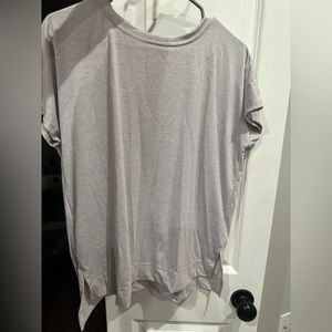 Women’s workout tops